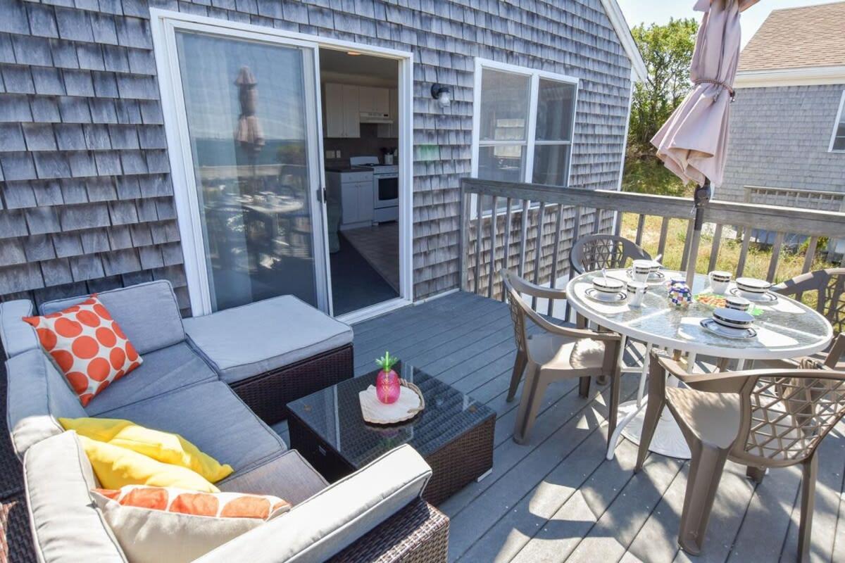 12216 - Beautiful Views Of Cape Cod Bay Access To Private Beach Easy Access To P-Town トゥルーロ エクステリア 写真