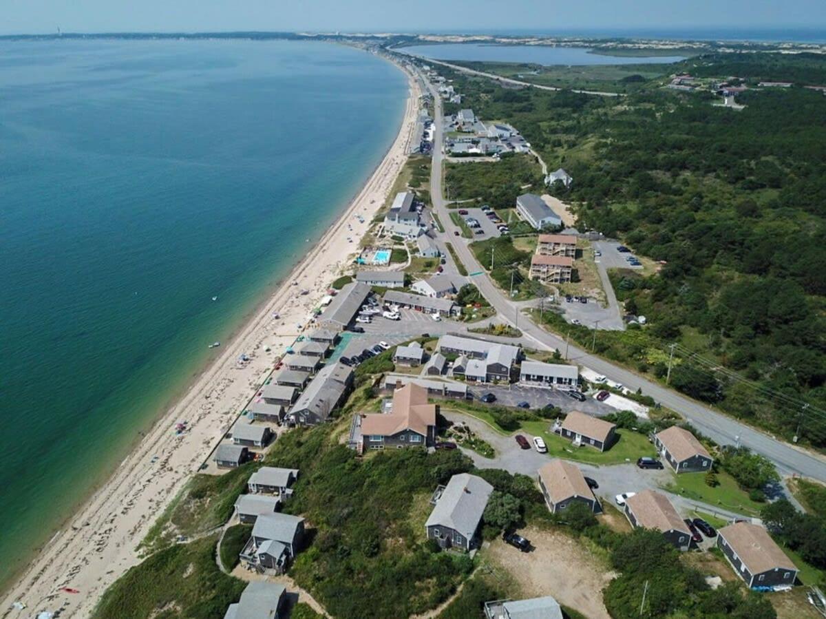 12216 - Beautiful Views Of Cape Cod Bay Access To Private Beach Easy Access To P-Town トゥルーロ エクステリア 写真